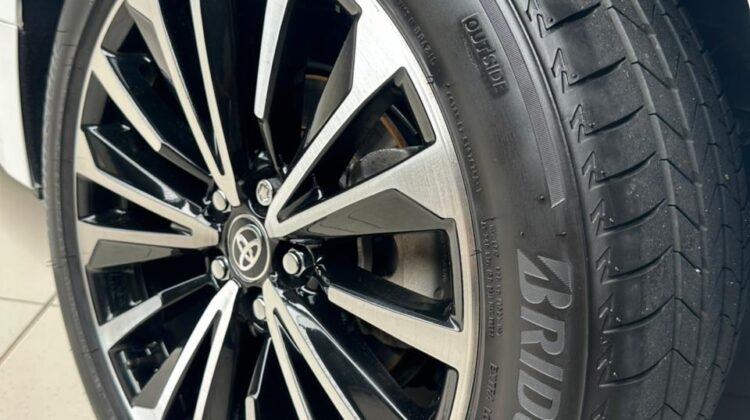 COROLLA 2.0 ALTIS – 2024