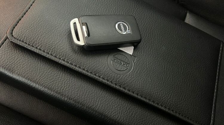 VOLVO V40 2.0T – 2017