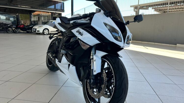 KAWASAKI NINJA ZX 600R – 2011