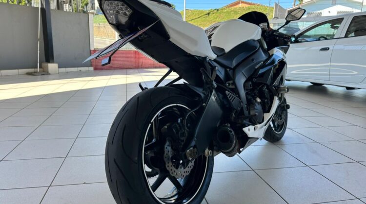 KAWASAKI NINJA ZX 600R – 2011