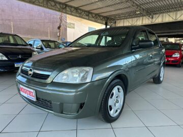 CORSA 1.4 SEDAN – 2010