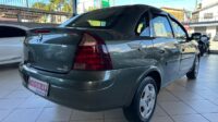 CORSA 1.4 SEDAN – 2010