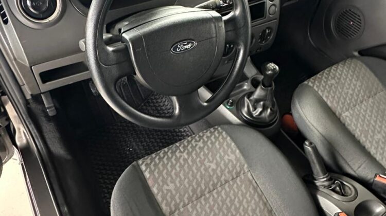 FIESTA 1.6 – 2004