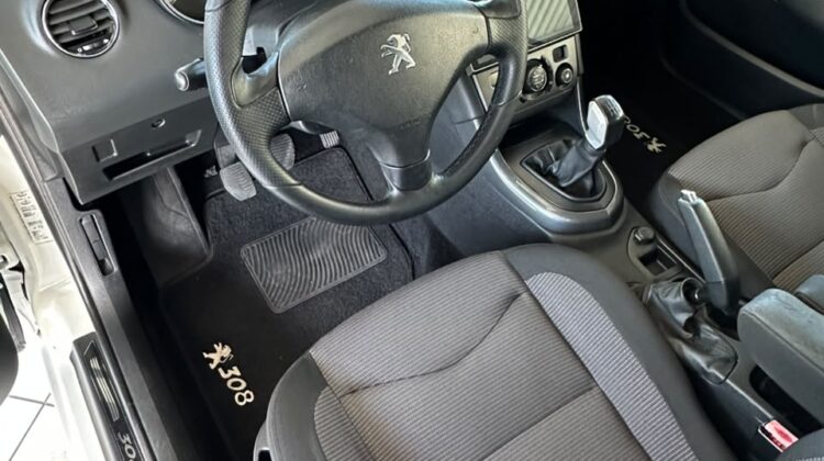 PEUGEOT 308 1.6 – 2013